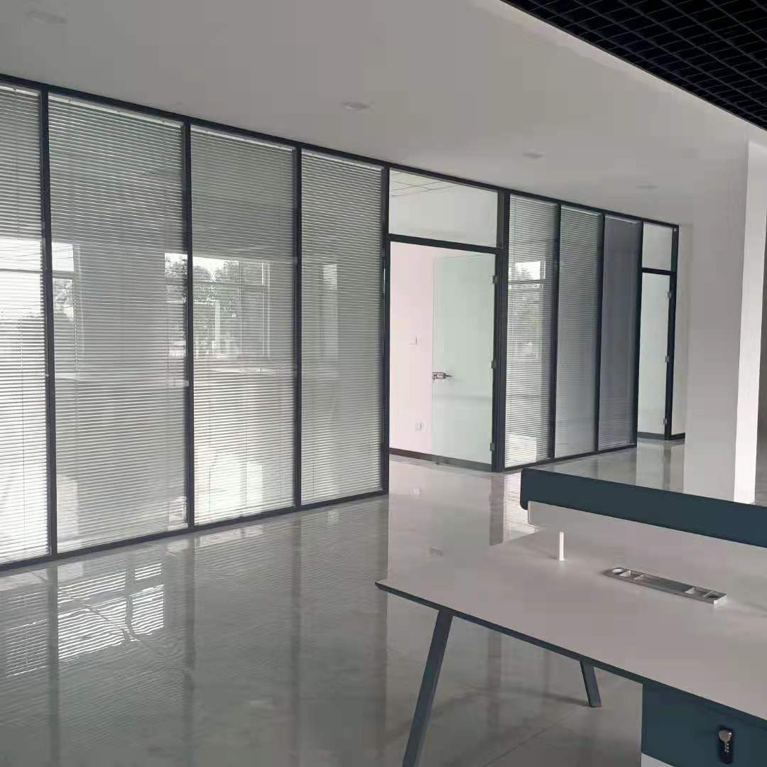 玻璃高隔間內(nèi)部結(jié)構(gòu)怎么方便拍攝？